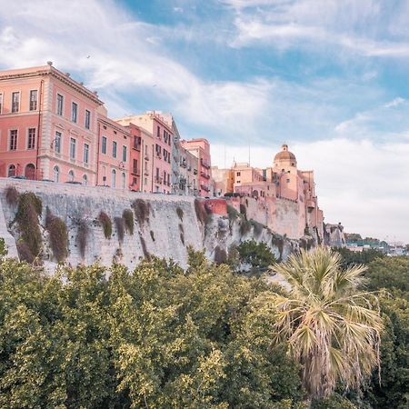 Le Scale Sul Porto . Marina Centro Storico. Ac Apartment กาญารี ภายนอก รูปภาพ