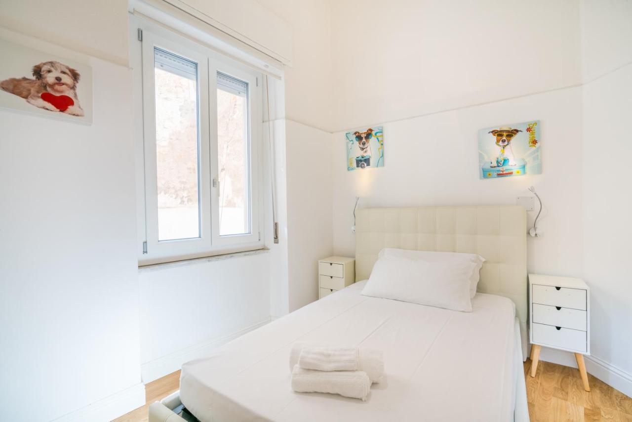 Le Scale Sul Porto . Marina Centro Storico. Ac Apartment กาญารี ภายนอก รูปภาพ