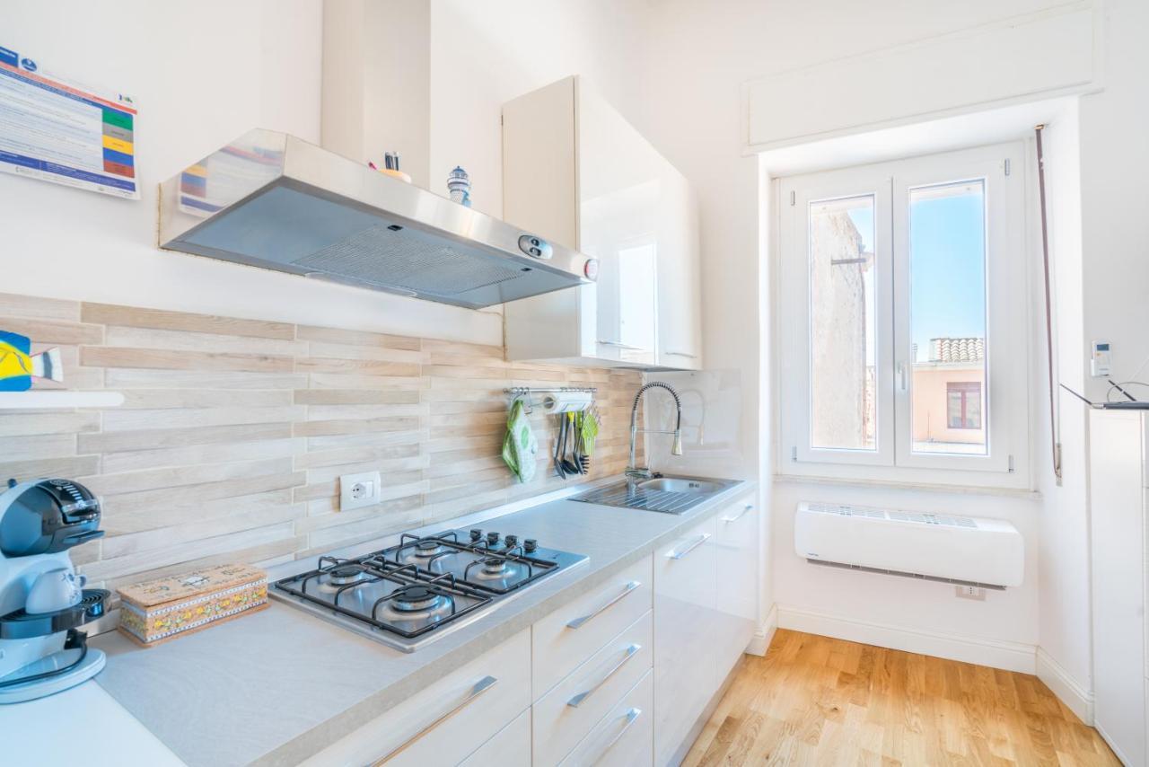 Le Scale Sul Porto . Marina Centro Storico. Ac Apartment กาญารี ภายนอก รูปภาพ